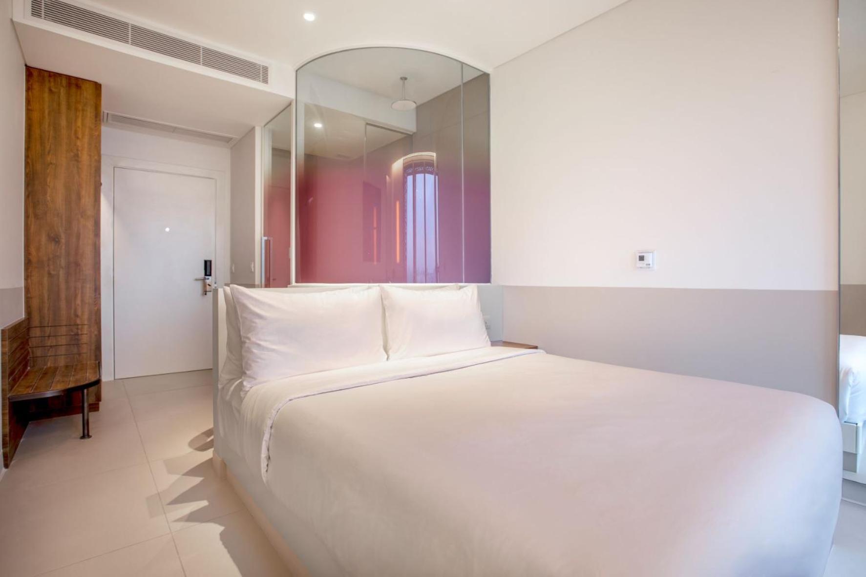 Wink Hotel Can Tho Ninh Kieu Wharf - 24Hrs Stay & Rooftop Pool Bar ภายนอก รูปภาพ